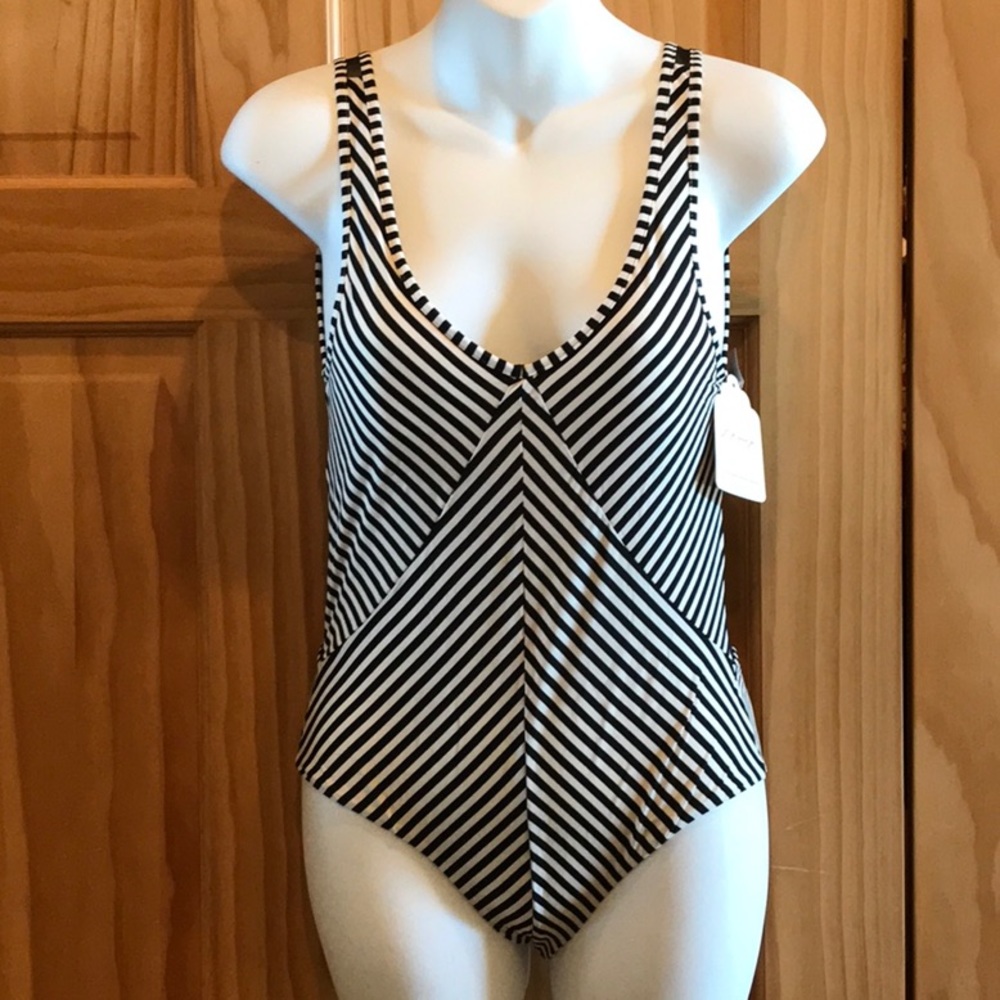 Saha one-piece swimsuit
